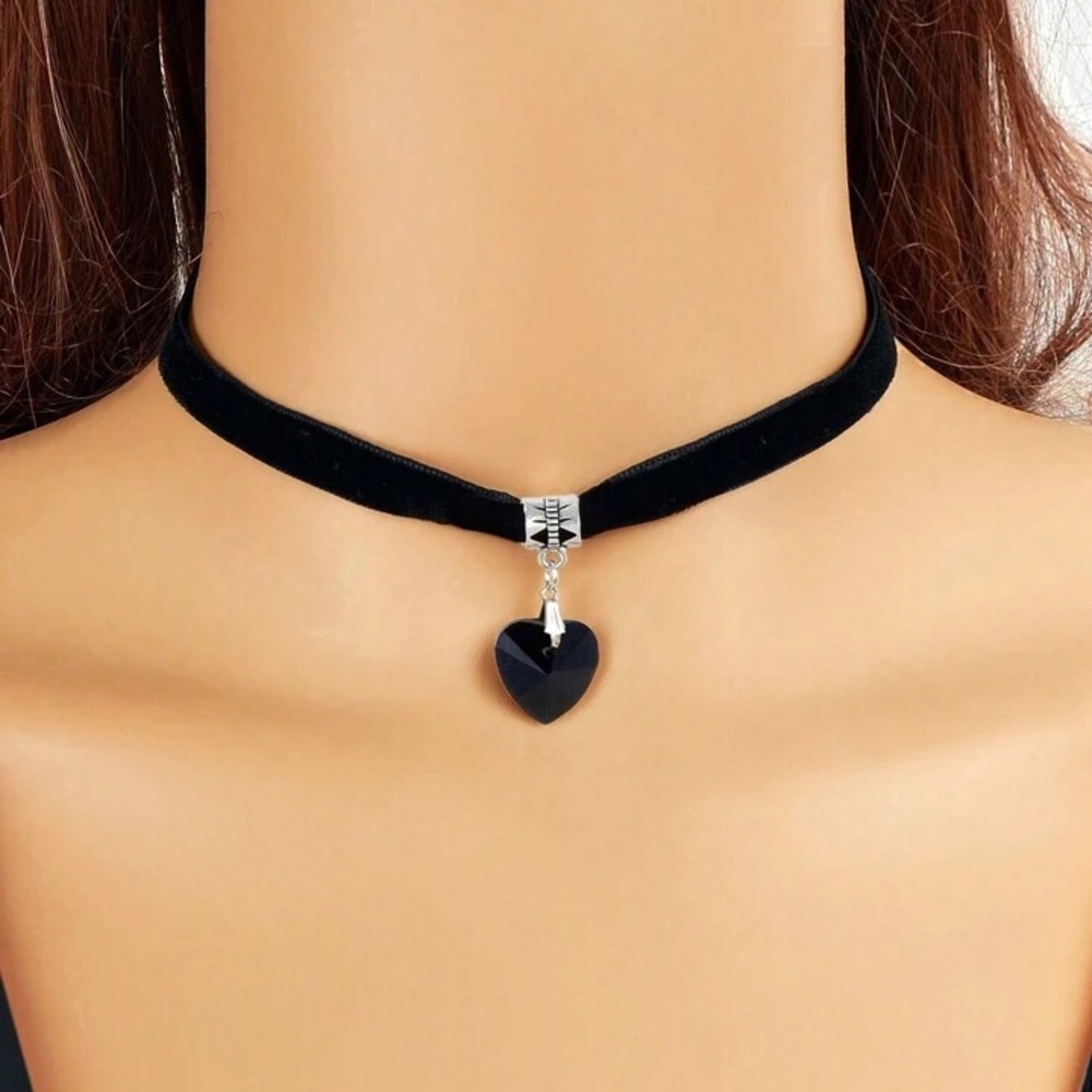 Black Velvet Heart Charm Choker